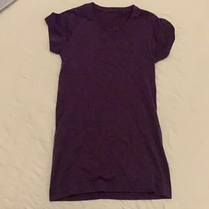 Lululemon athletic top